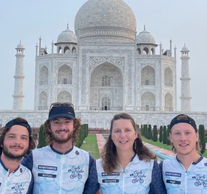 CycleForWater: quattro giovani si riprendono il mondo, in bicicletta!