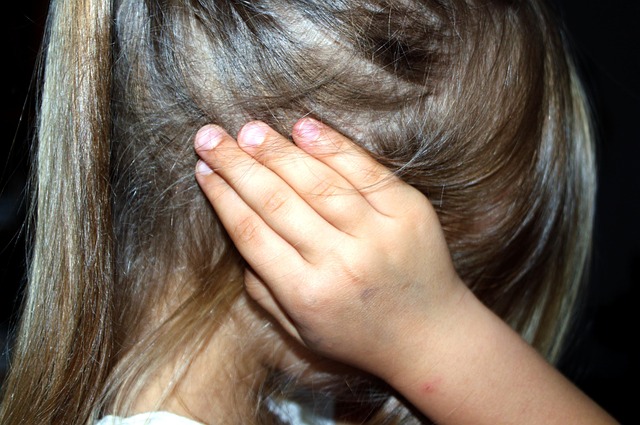 Tra le mura di casa: il peso invisibile della violenza assistita sui minori